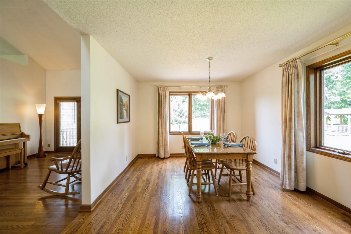 4276 Cottage Grove Parkway SE Cedar Rapids IA 52403