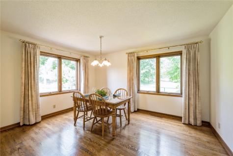 4276 Cottage Grove Parkway SE Cedar Rapids IA 52403