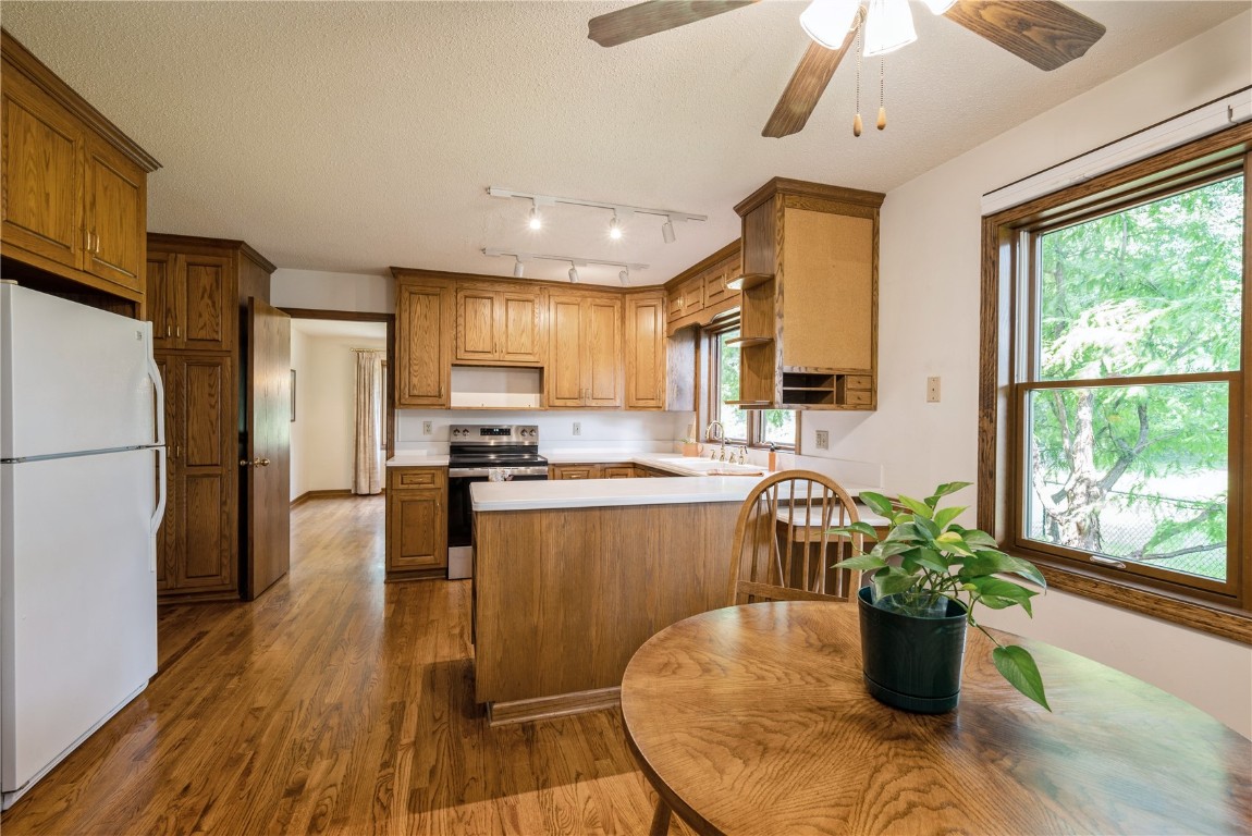 4276 Cottage Grove Parkway SE Cedar Rapids IA 52403