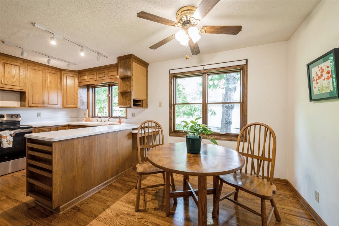 4276 Cottage Grove Parkway SE Cedar Rapids IA 52403
