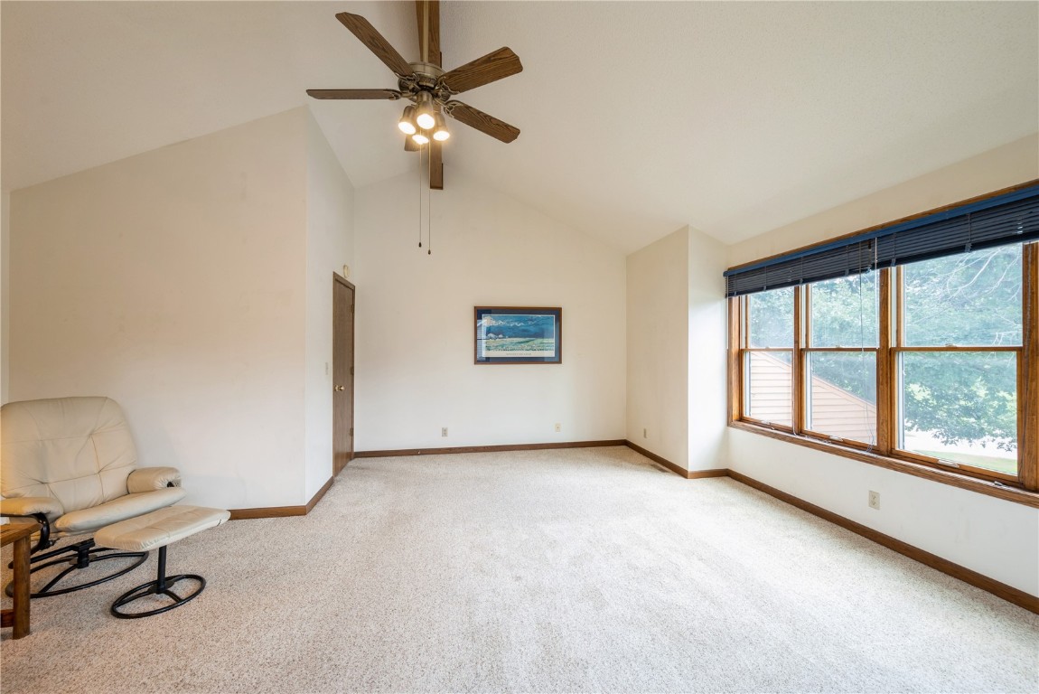 4276 Cottage Grove Parkway SE Cedar Rapids IA 52403
