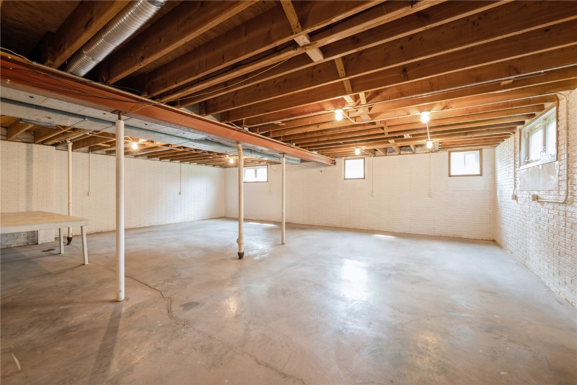 4276 Cottage Grove Parkway SE Cedar Rapids IA 52403