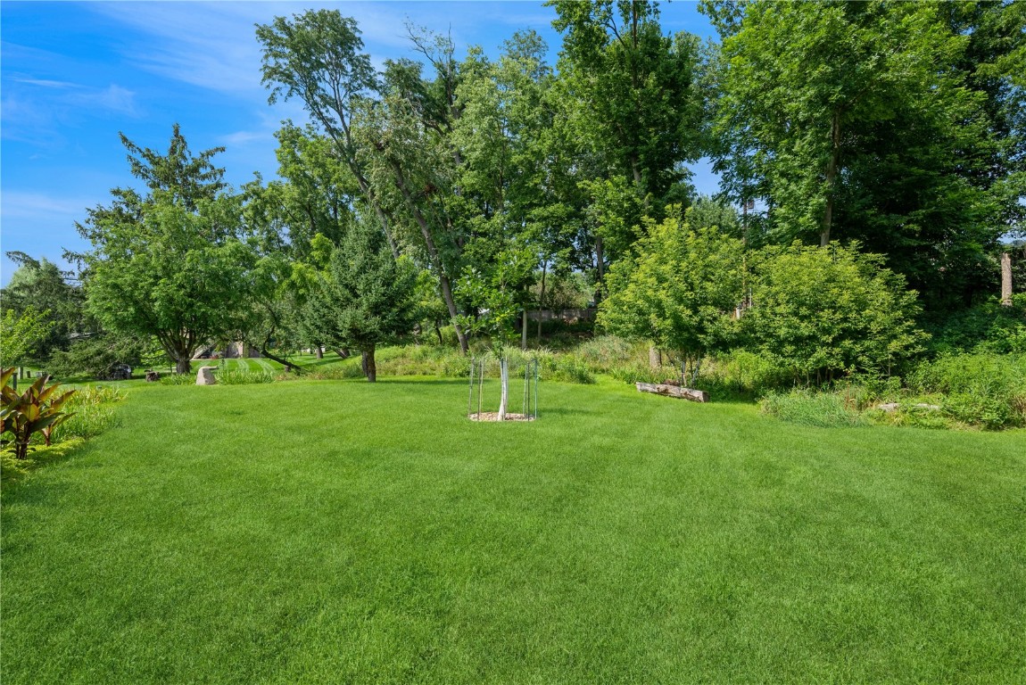 4276 Cottage Grove Parkway SE Cedar Rapids IA 52403