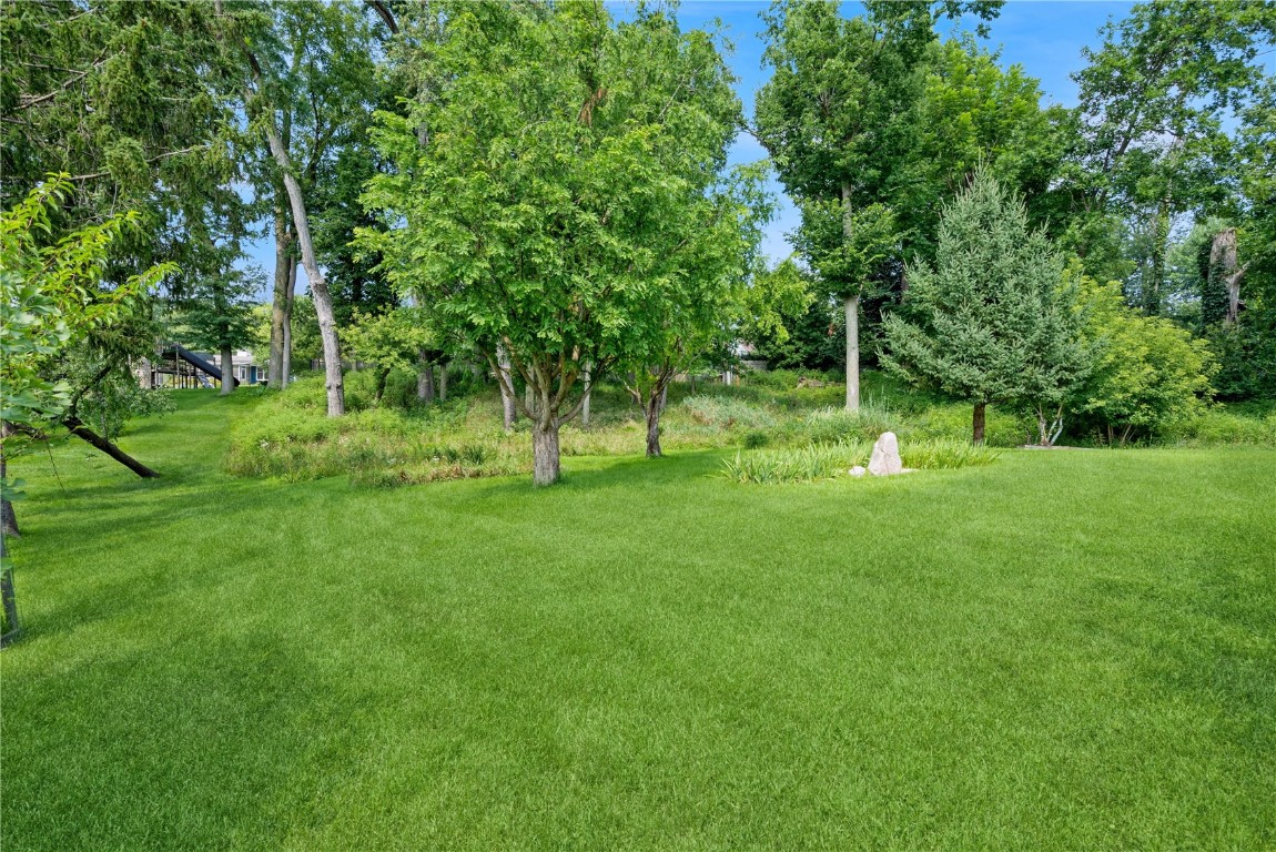 4276 Cottage Grove Parkway SE Cedar Rapids IA 52403
