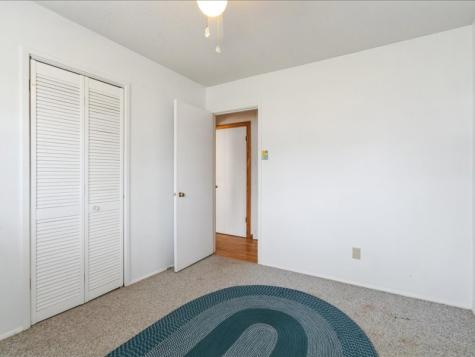 4851 Ford Avenue NW Cedar Rapids IA 52405