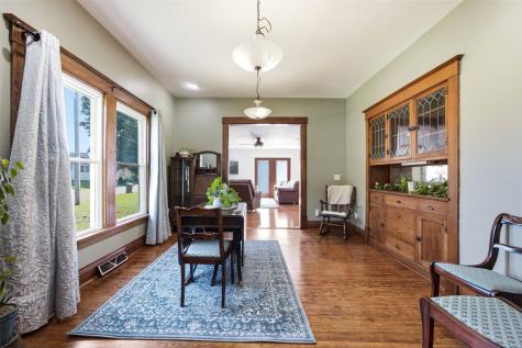 210 Walnut Street Tipton IA 52772