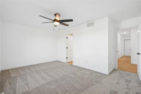 1415 Duncan Drive Muscatine IA 52761