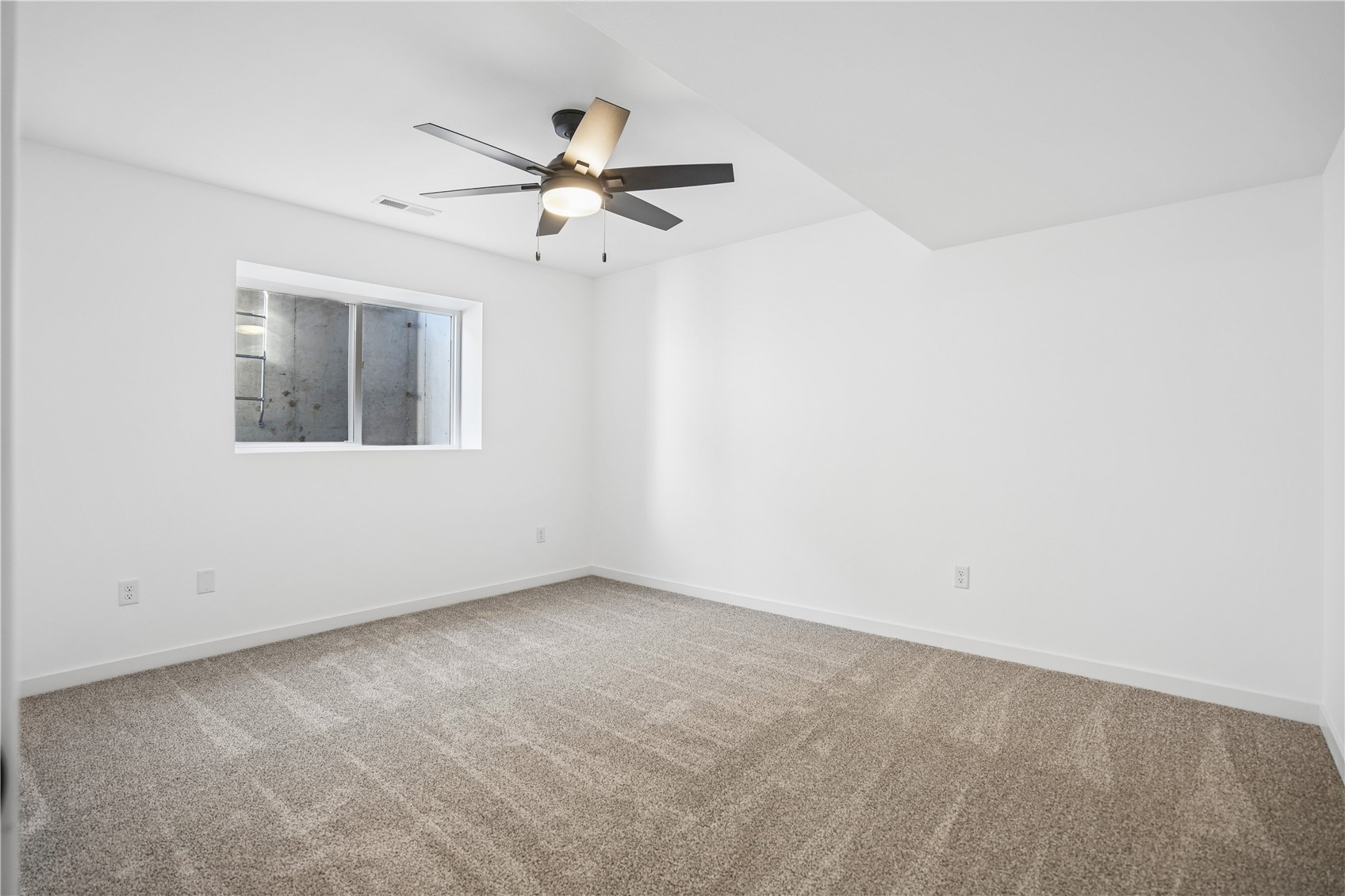 1415 Duncan Drive Muscatine IA 52761