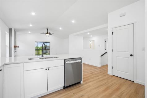 1415 Duncan Drive Muscatine IA 52761