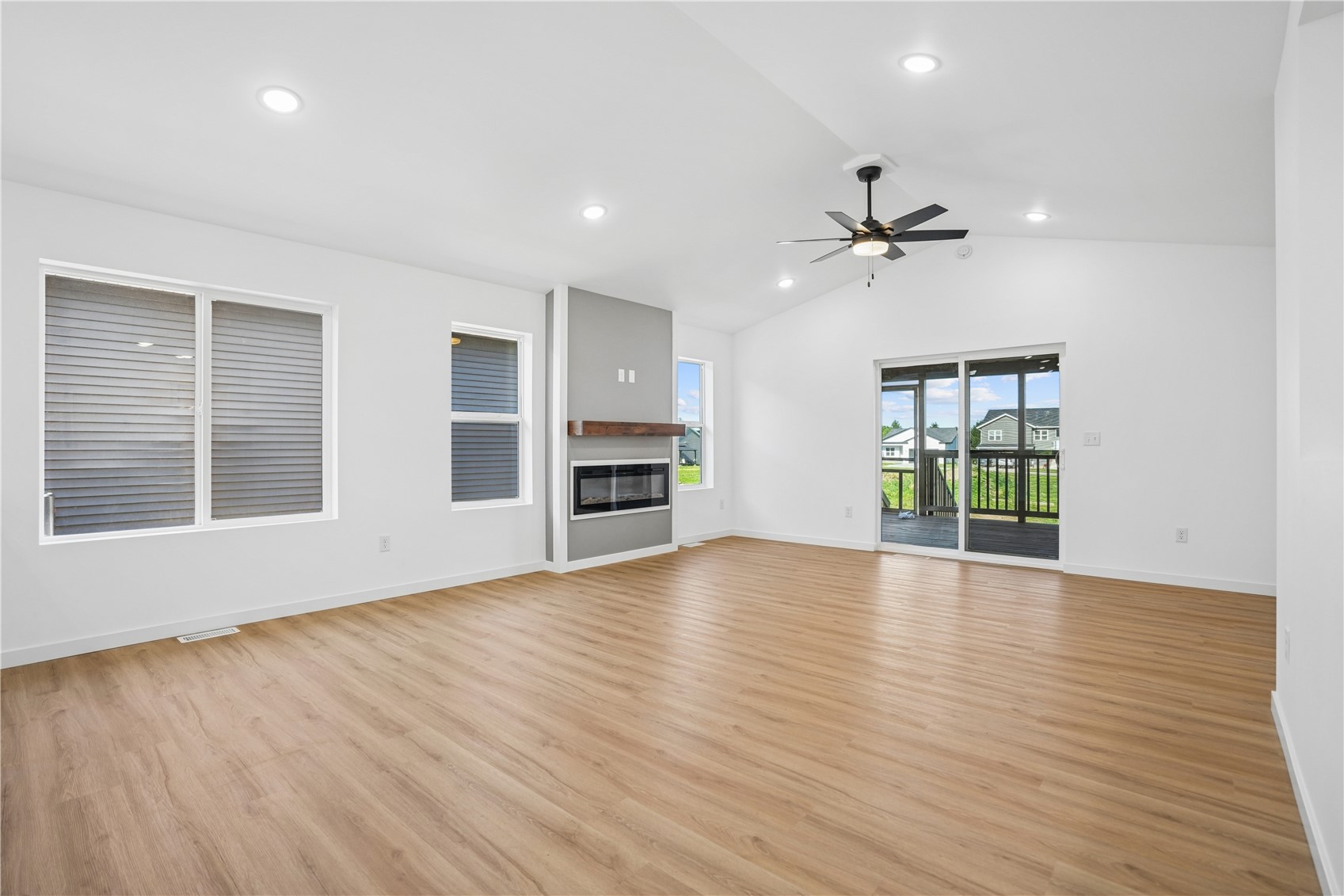 1415 Duncan Drive Muscatine IA 52761