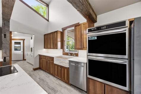 1252 240th Street Tipton IA 52772