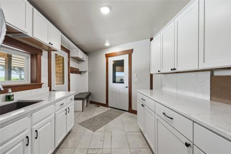 1252 240th Street Tipton IA 52772