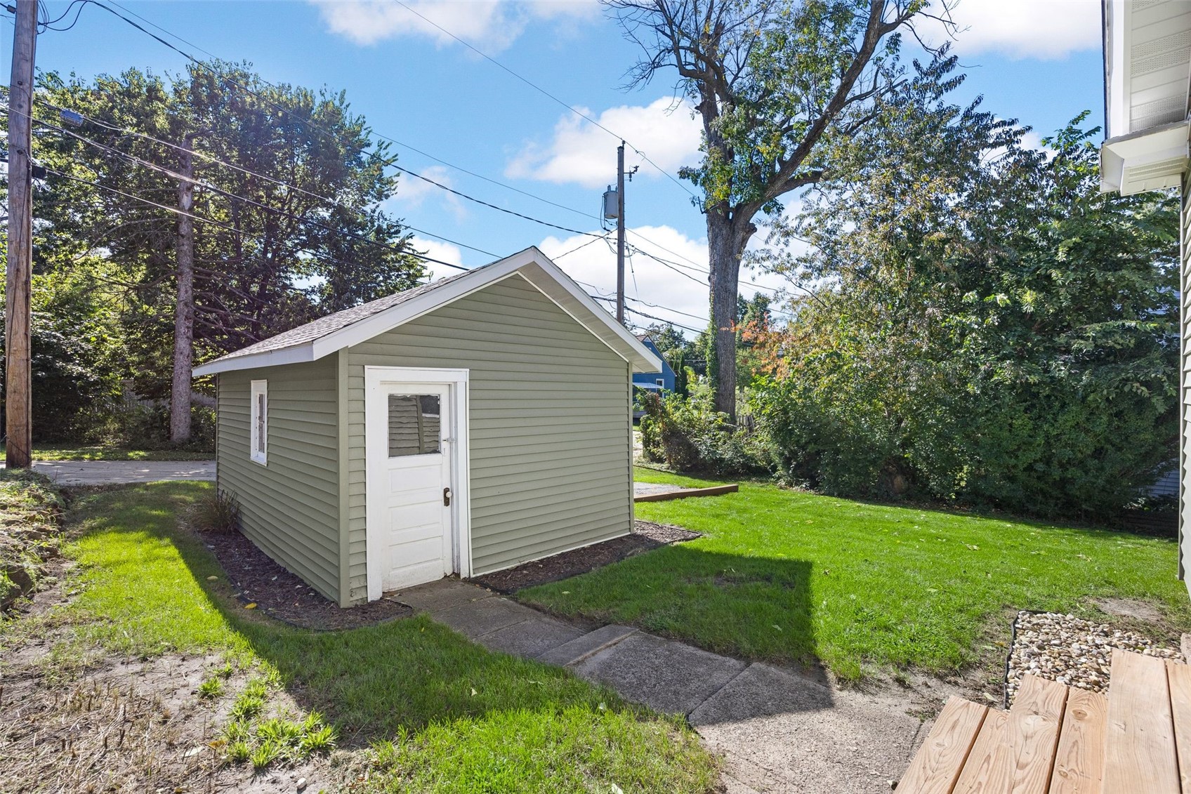 1715 8th Avenue SE Cedar Rapids IA 52403