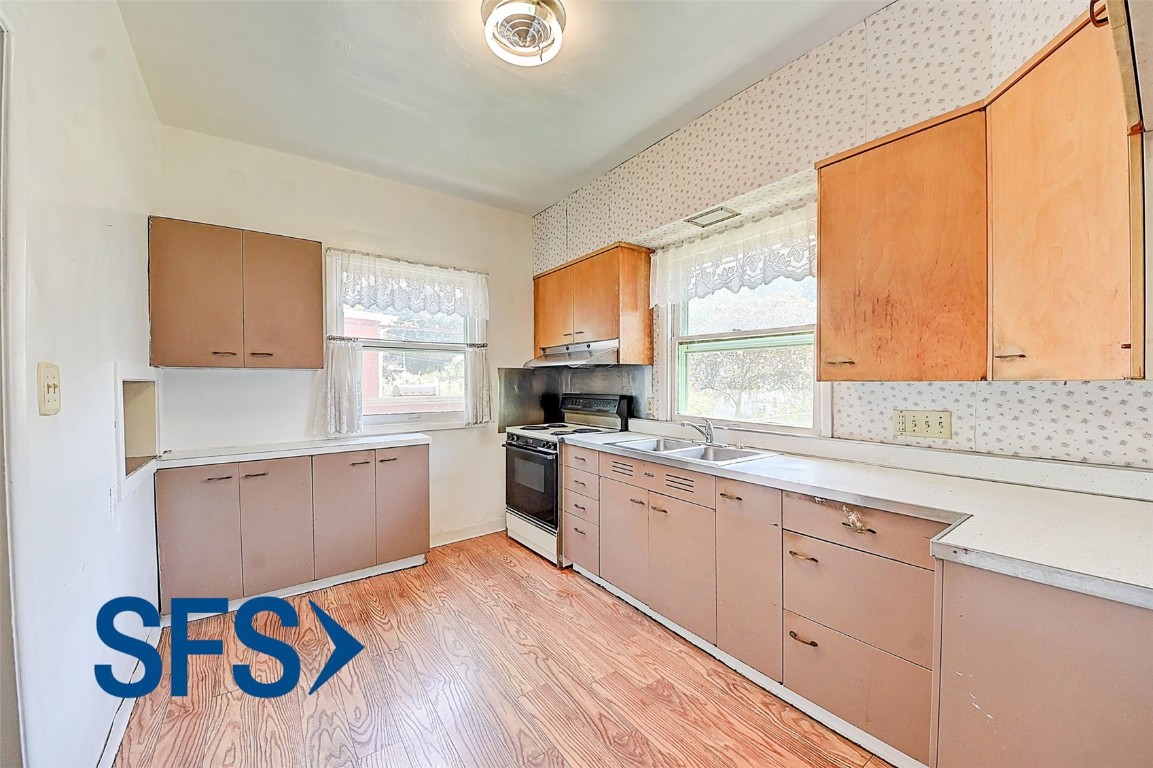 1543 7th Avenue SE Cedar Rapids IA 52403