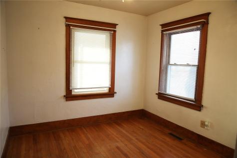 832 Daniels Street NE Cedar Rapids IA 52402
