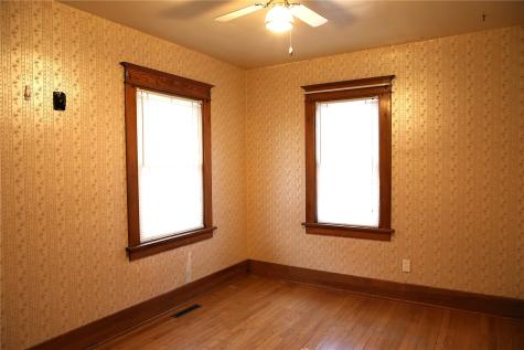 832 Daniels Street NE Cedar Rapids IA 52402