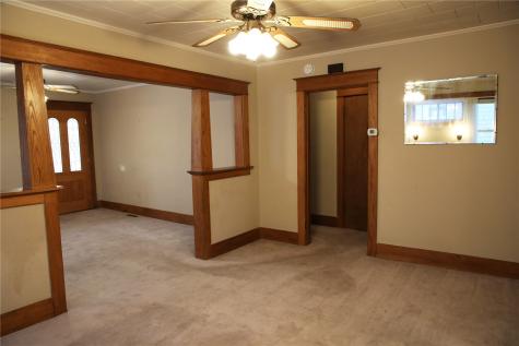 832 Daniels Street NE Cedar Rapids IA 52402