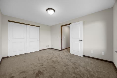 547 Davis Drive NE Mt Vernon IA 52314