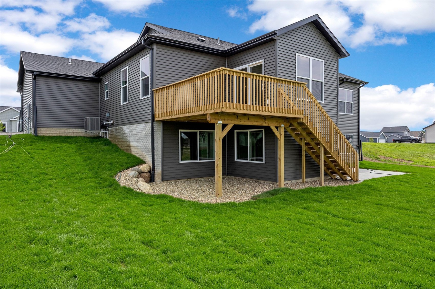 547 Davis Drive NE Mt Vernon IA 52314