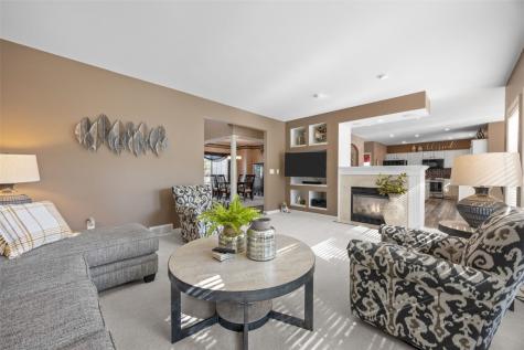 2055 Newcastle Road Marion IA 52302