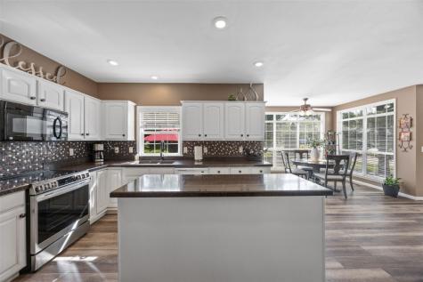 2055 Newcastle Road Marion IA 52302