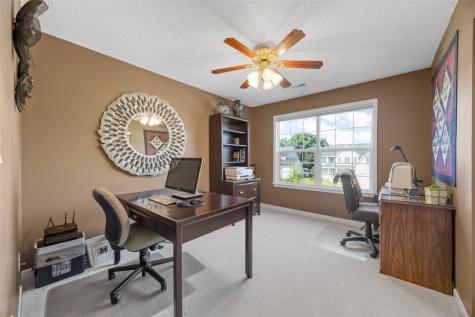 2055 Newcastle Road Marion IA 52302