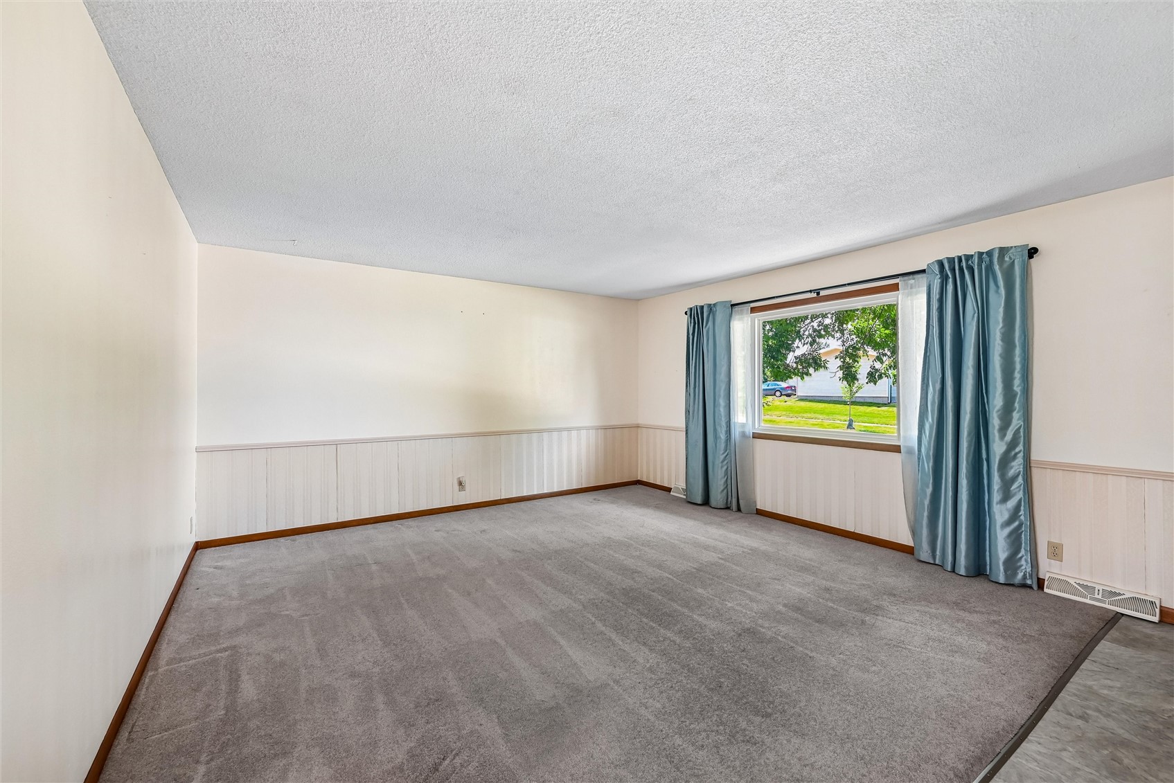 125 Leroy Street SW Cedar Rapids IA 52404