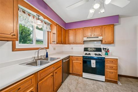 125 Leroy Street SW Cedar Rapids IA 52404