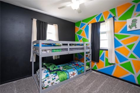 1675 9th Street NW Cedar Rapids IA 52405