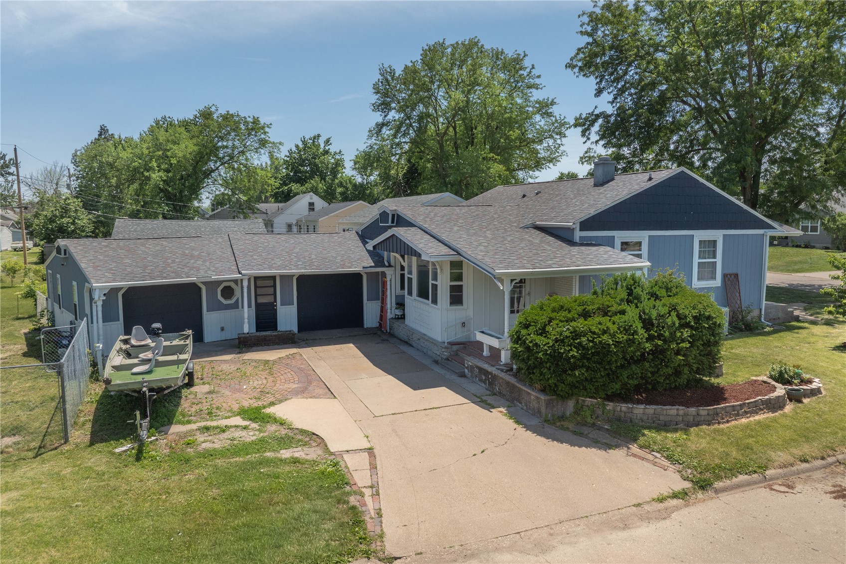 1675 9th Street NW Cedar Rapids IA 52405