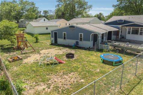 1675 9th Street NW Cedar Rapids IA 52405