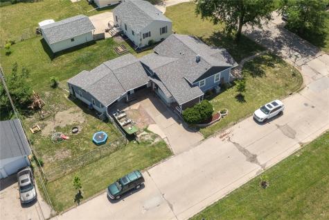 1675 9th Street NW Cedar Rapids IA 52405