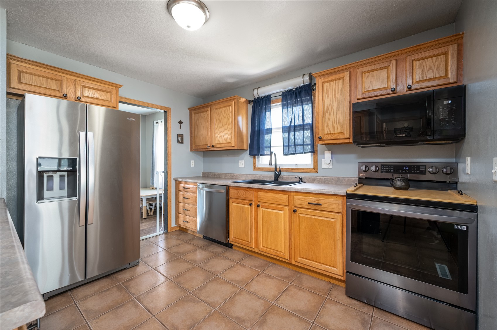 1675 9th Street NW Cedar Rapids IA 52405