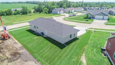 698 Wild Pine Court Springville IA 52336