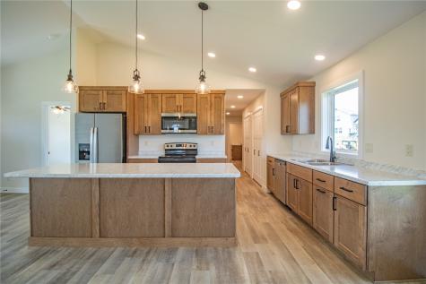 698 Wild Pine Court Springville IA 52336