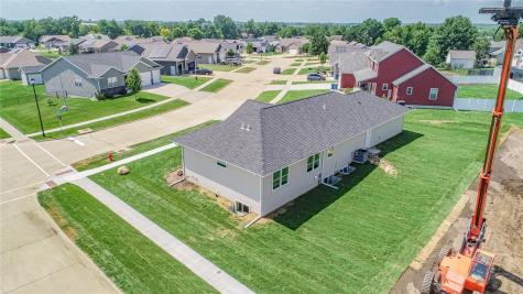 698 Wild Pine Court Springville IA 52336