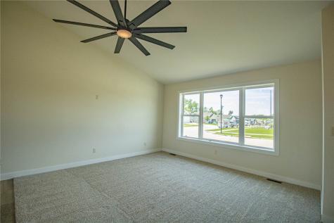 698 Wild Pine Court Springville IA 52336