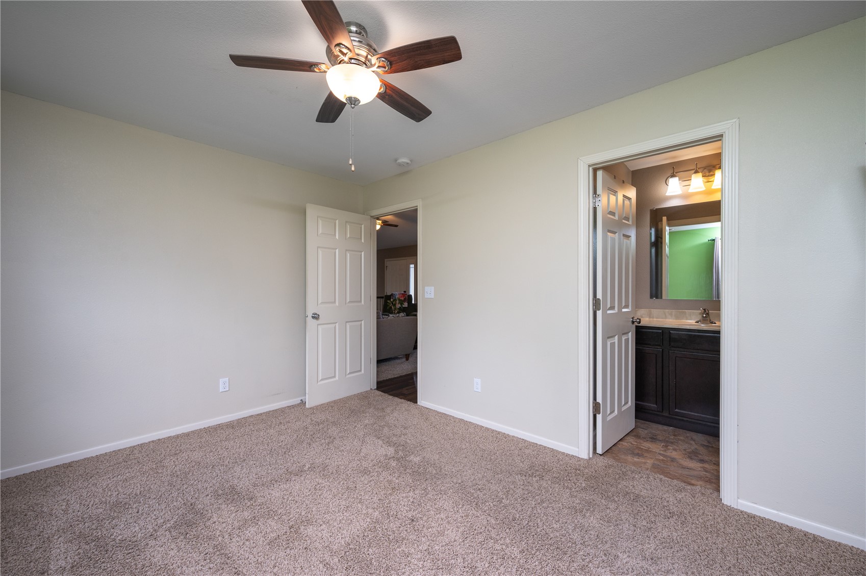 2520 Shaman Avenue SW Cedar Rapids IA 52404