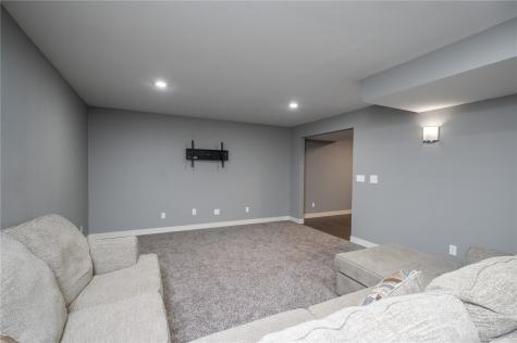 2520 Shaman Avenue SW Cedar Rapids IA 52404