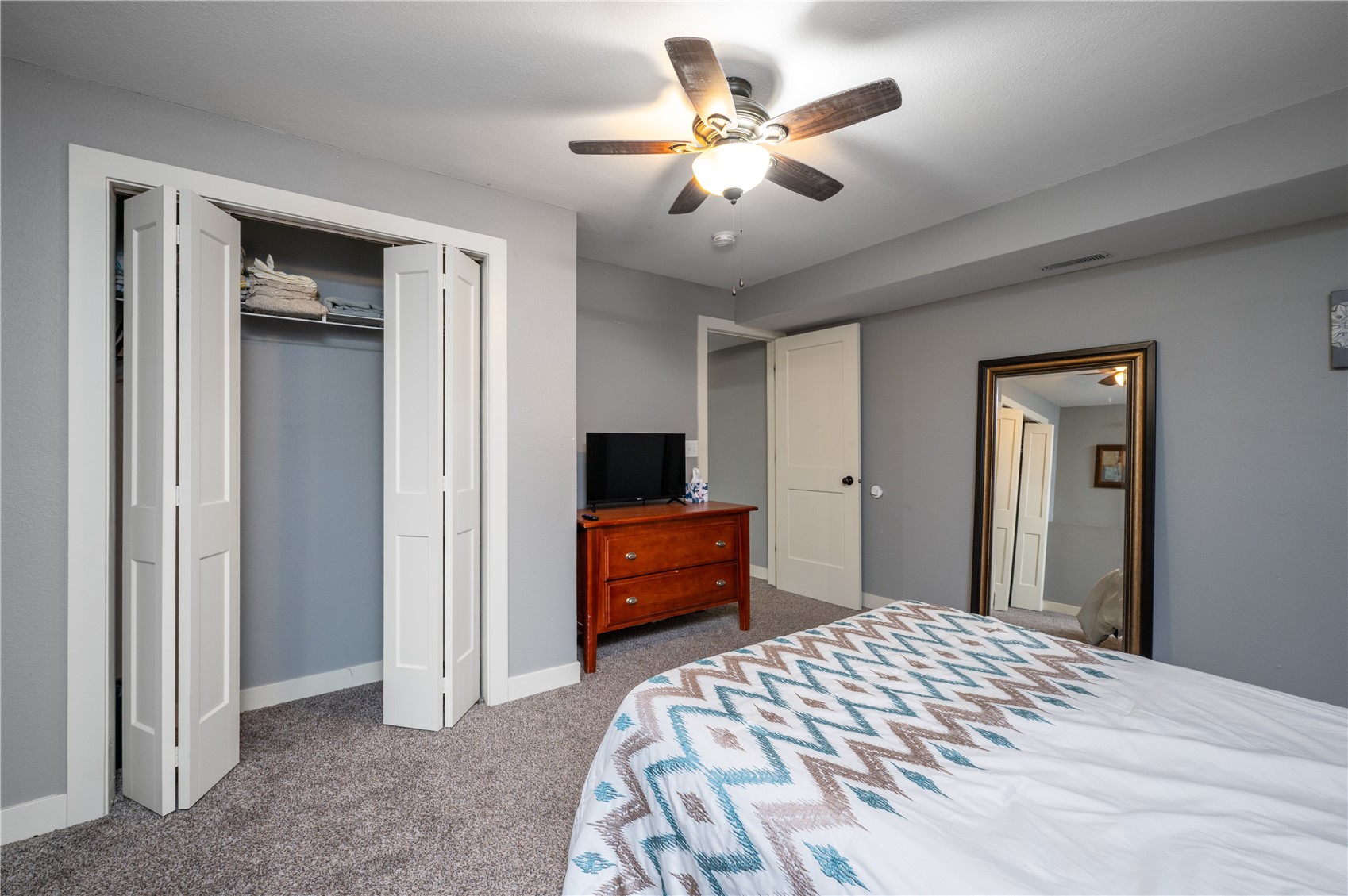 2520 Shaman Avenue SW Cedar Rapids IA 52404