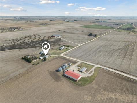 4145 Grubbs Creek Road Center Point IA 52213