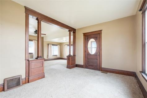 4145 Grubbs Creek Road Center Point IA 52213