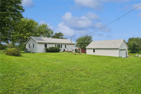1506 Horn Road Mt Vernon IA 52314
