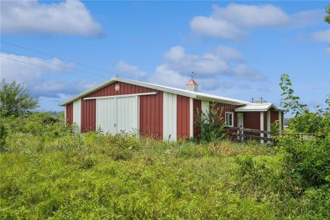 1506 Horn Road Mt Vernon IA 52314