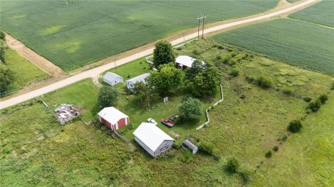 1506 Horn Road Mt Vernon IA 52314