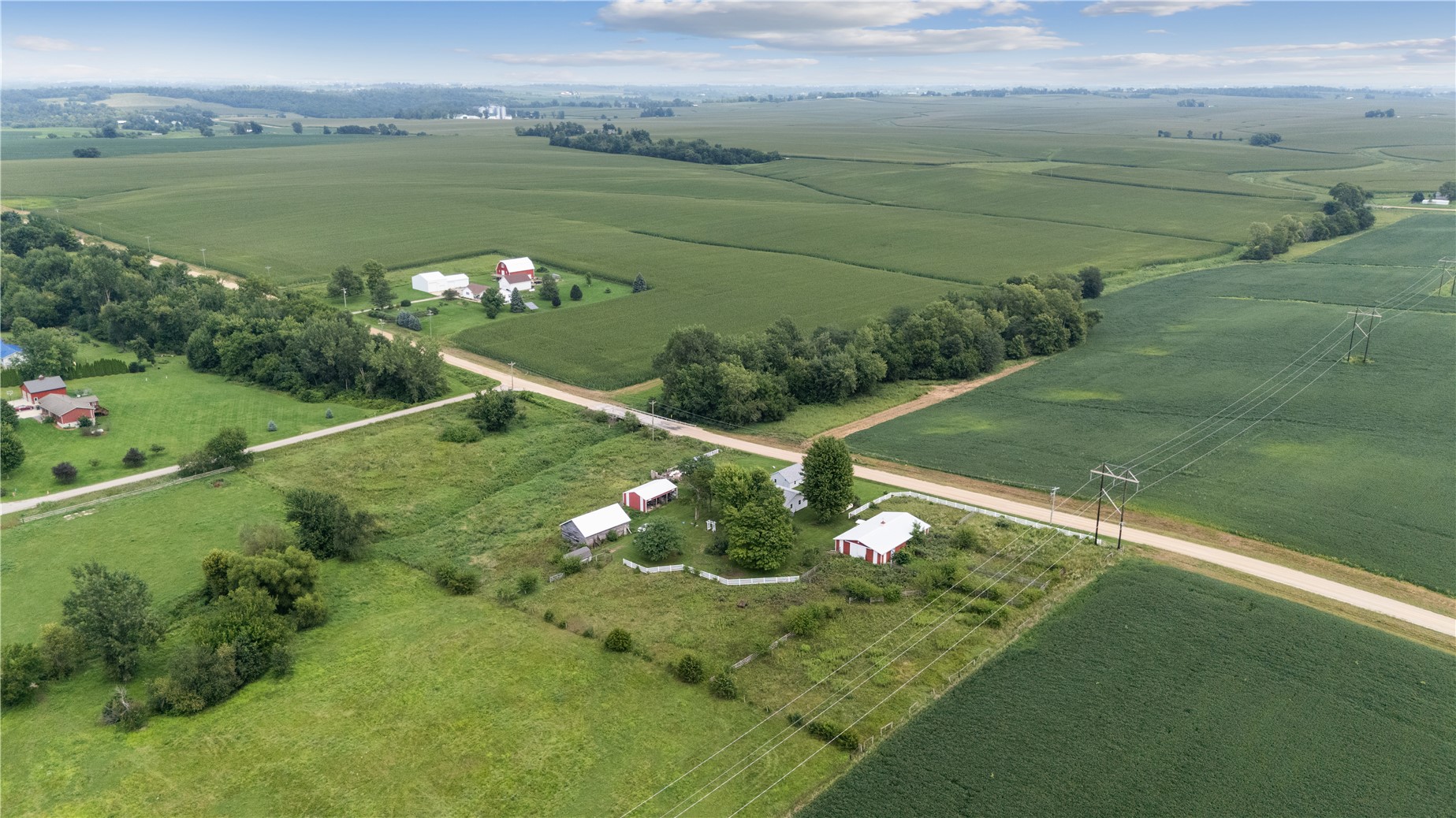 1506 Horn Road Mt Vernon IA 52314