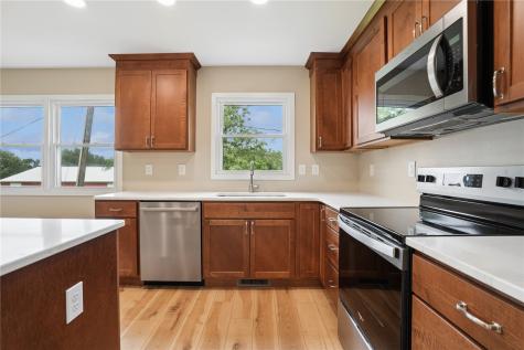 1506 Horn Road Mt Vernon IA 52314