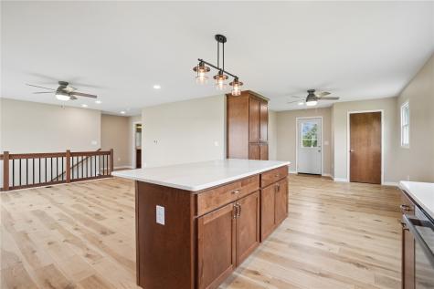 1506 Horn Road Mt Vernon IA 52314