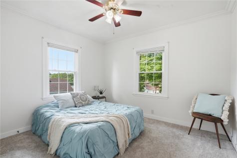 305 E Cedar Street Anamosa IA 52205
