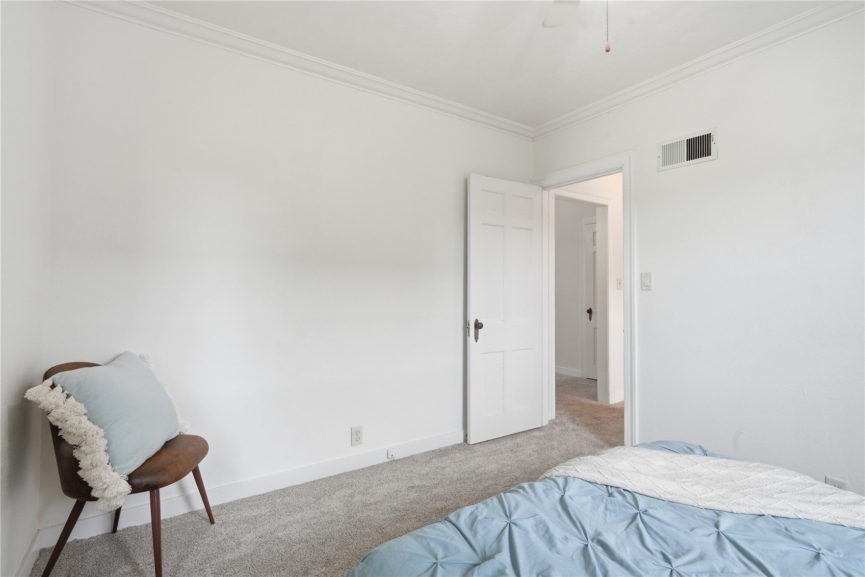 305 E Cedar Street Anamosa IA 52205
